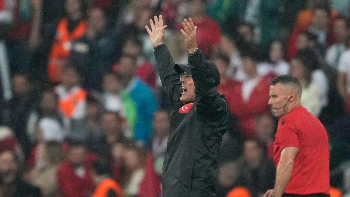 Turkey Fans Want Montella Out: Overrated Squad or Wrong Coach?