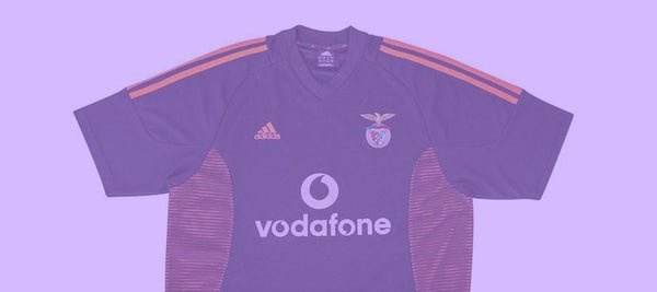 2002-03 Benfica Away Shirt - featured image