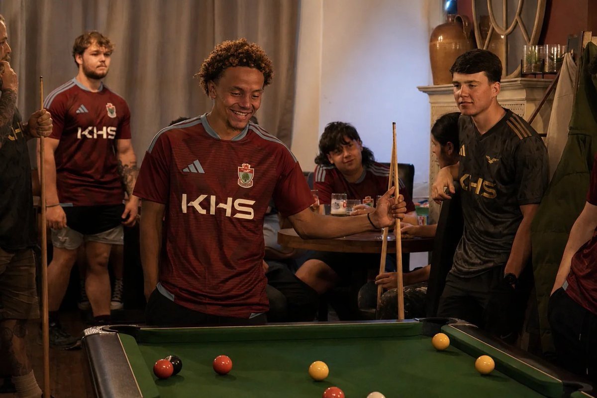 Colwyn Bay 26-27 Home and Away Kits Released - featured image