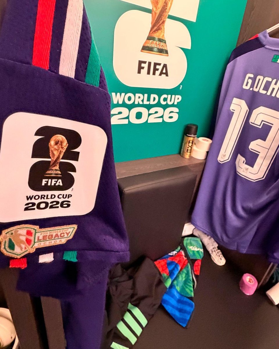 Guillermo Ochoa Wears World Cup 'Legacy' Patch Amid Eligibility Controversy - featured image
