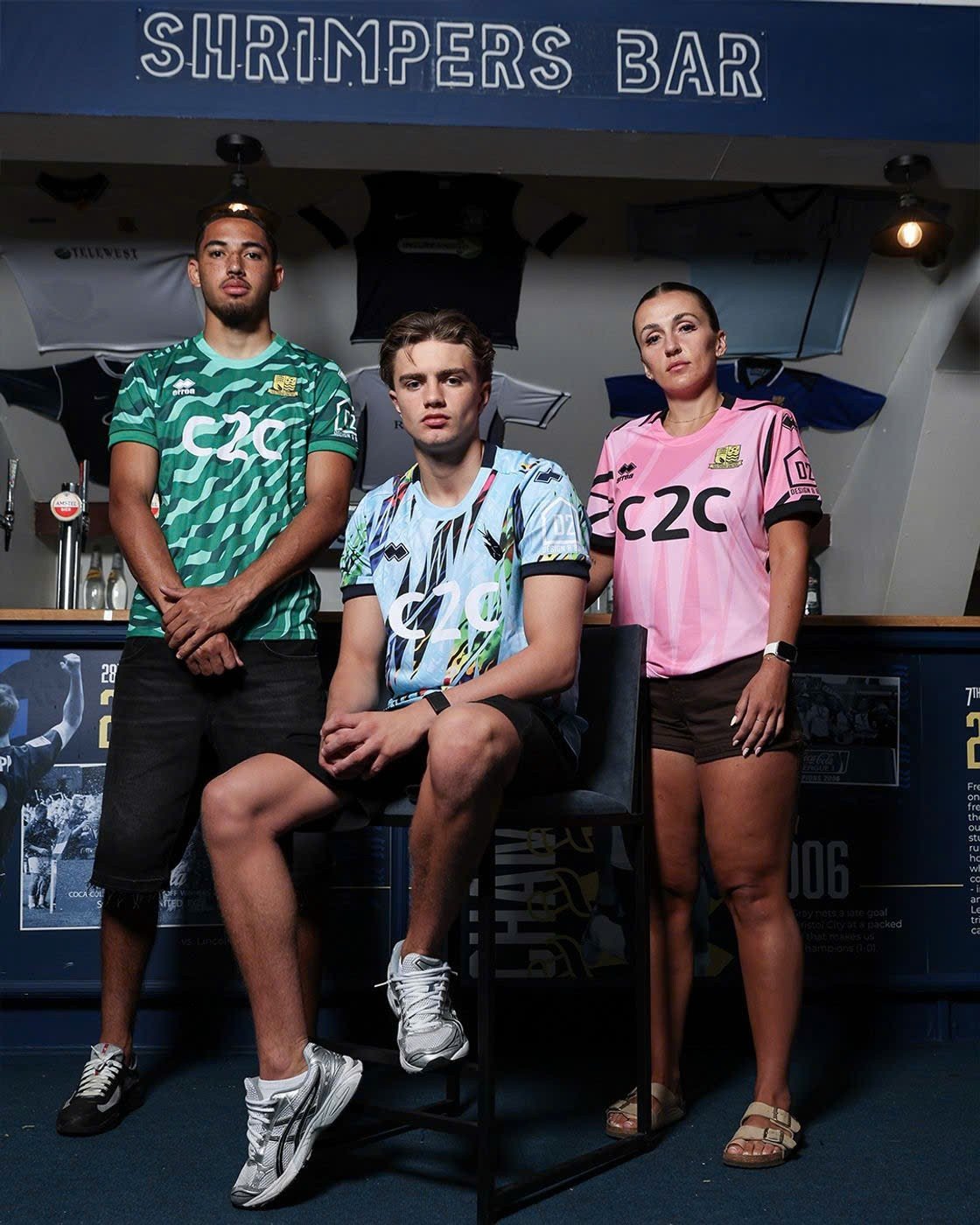 Southend United 26-27 Goalkeeper Home/Away/Third Kits Released - featured image