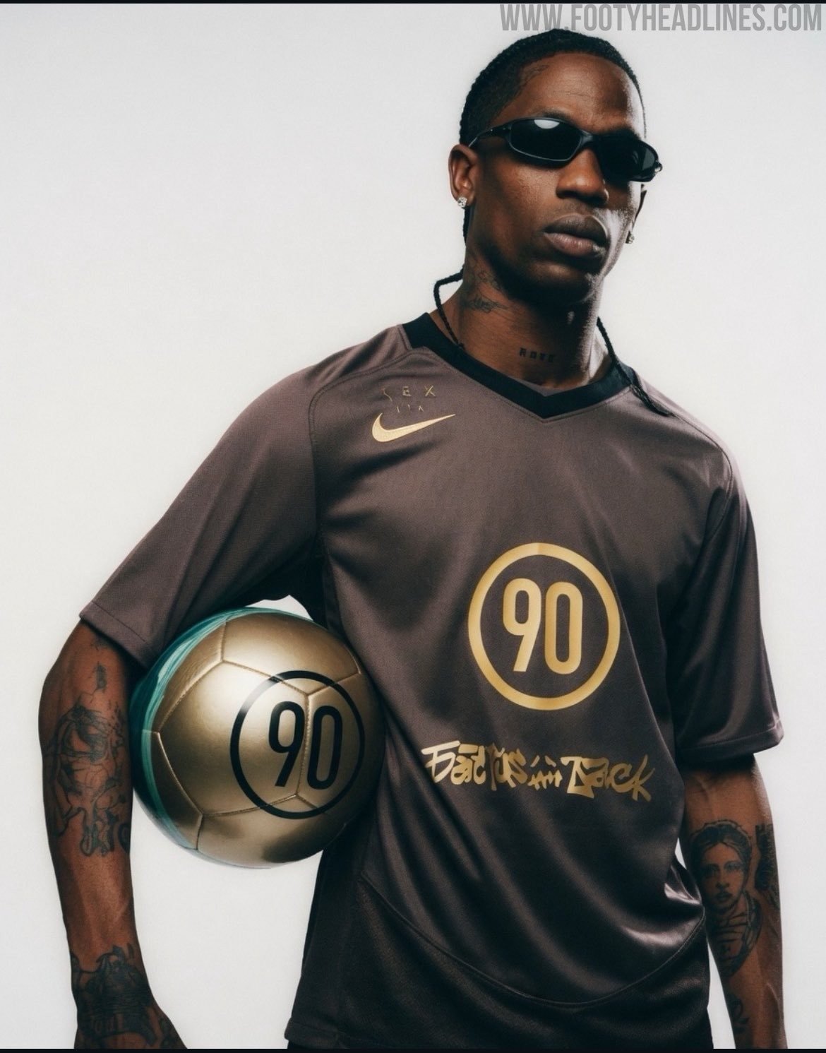 Travis Scott x Nike Total 90 Football Released - featured image