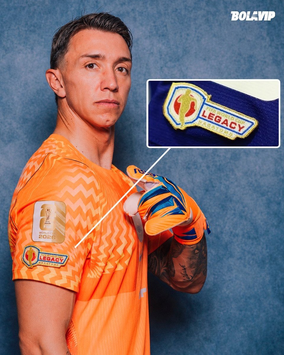 Uruguay Requests FIFA 'Legacy' Patch for Muslera's 2026 World Cup Kit - featured image