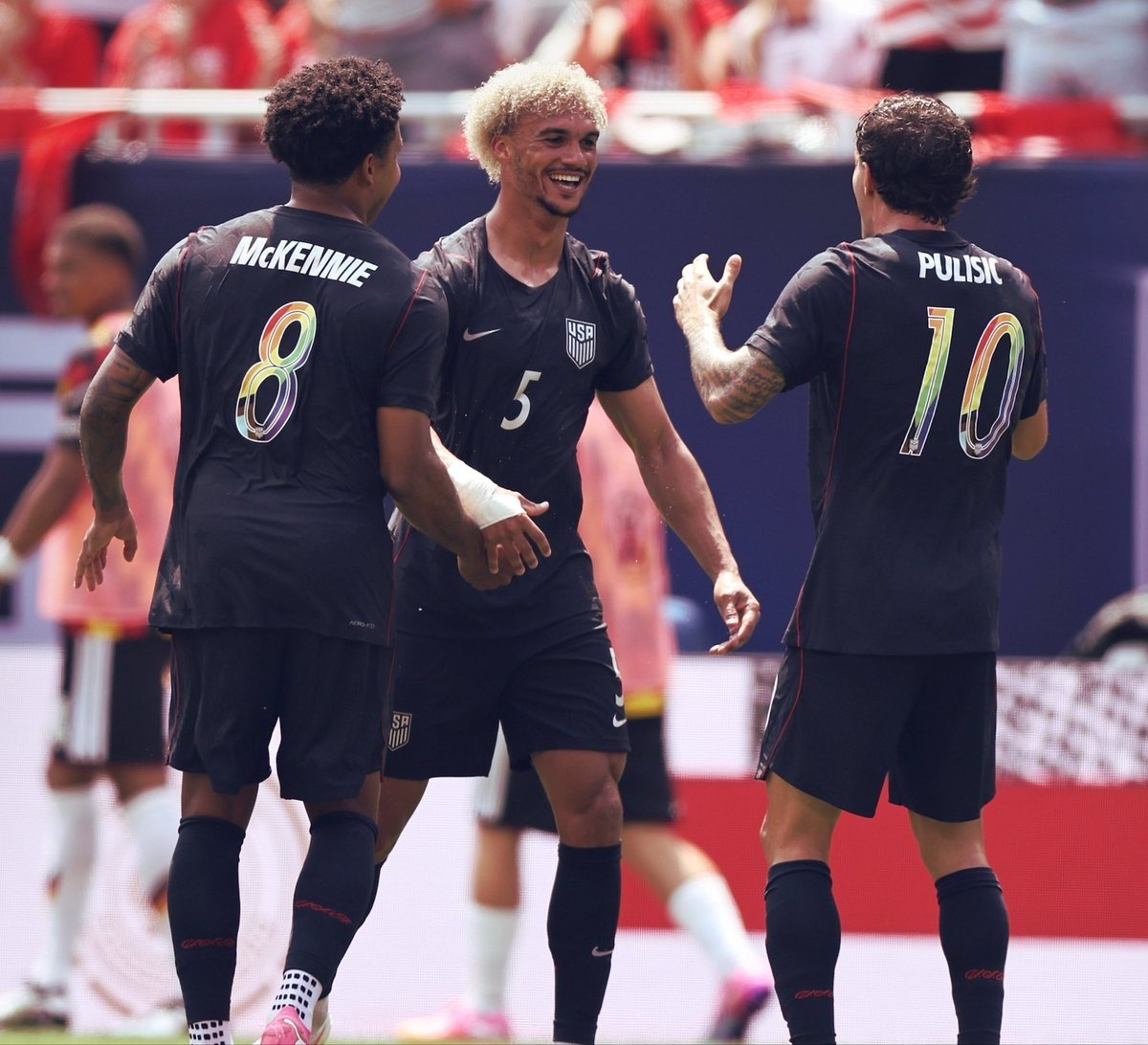 USA Wear Special Rainbow Numbers Against Germany - featured image