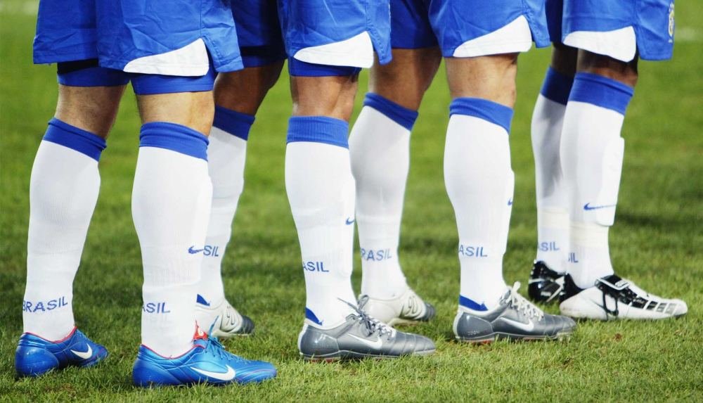 14 Football Boots That Need To Be Re-Released - featured image