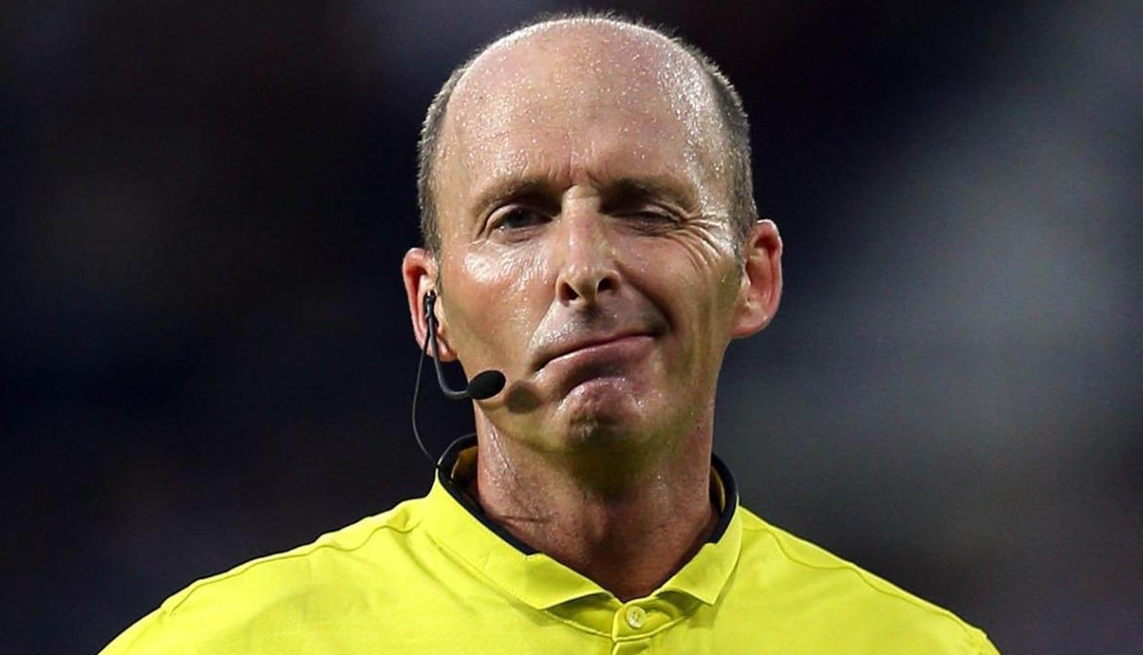 25 Times Mike Dean Was Pure Showbiz - featured image