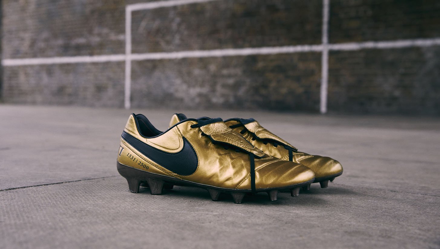 A Closer Look at the Nike Tiempo Totti X Roma - featured image