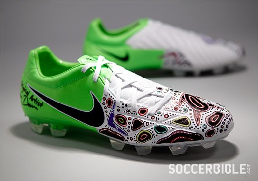 Aboriginal Boot Art: Daren Dunn - Nike T90 Laser IV - featured image