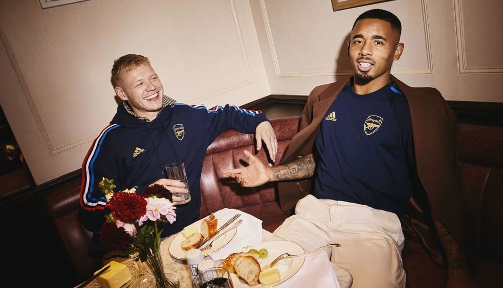 adidas & Arsenal Celebrate Links To France With New Clothing Collection - featured image