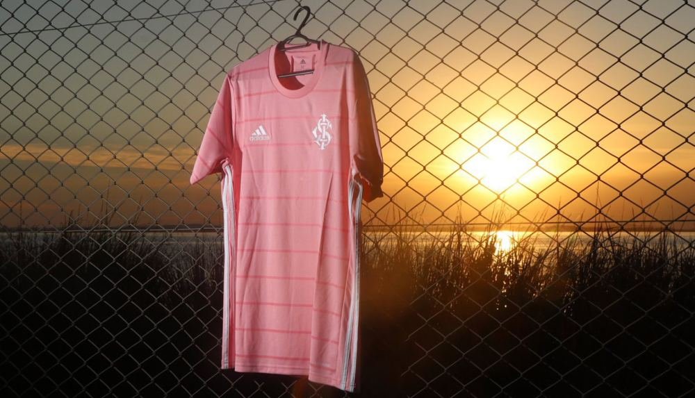 adidas Brasil Unveil 'Outubro Rosa' Kits For Flamengo, SC Internacional & Sao Paulo - featured image