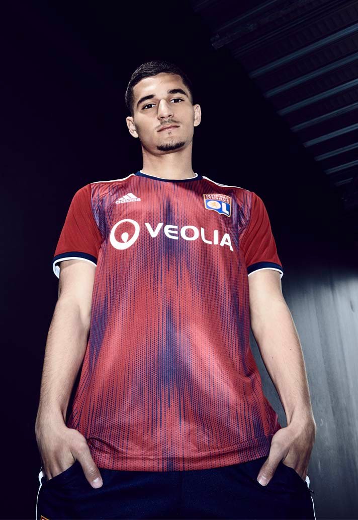 1-lyon-19-20-third-shirt.jpg