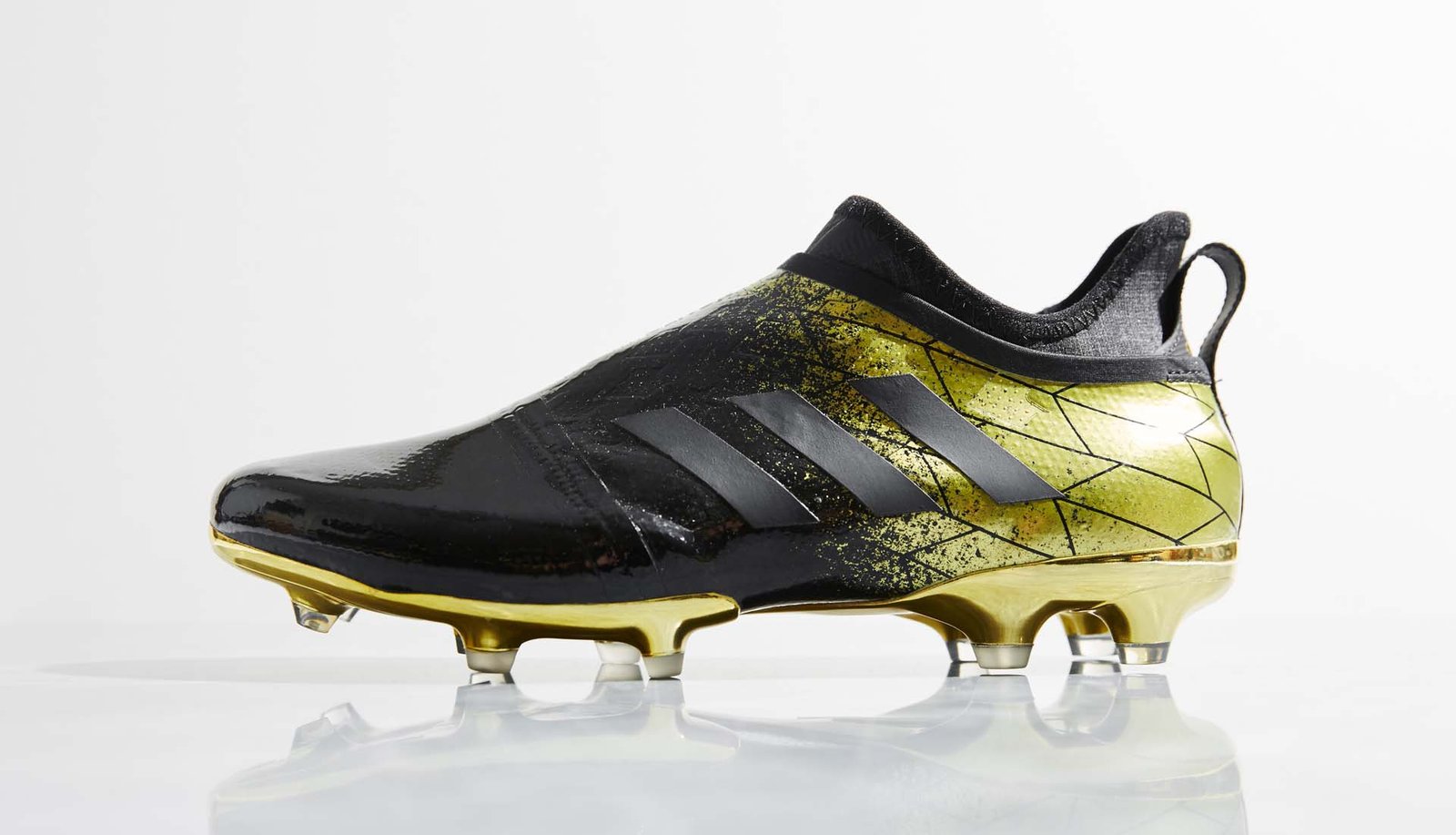 adidas Launch The Glitch 18 "Moment Skins" - featured image