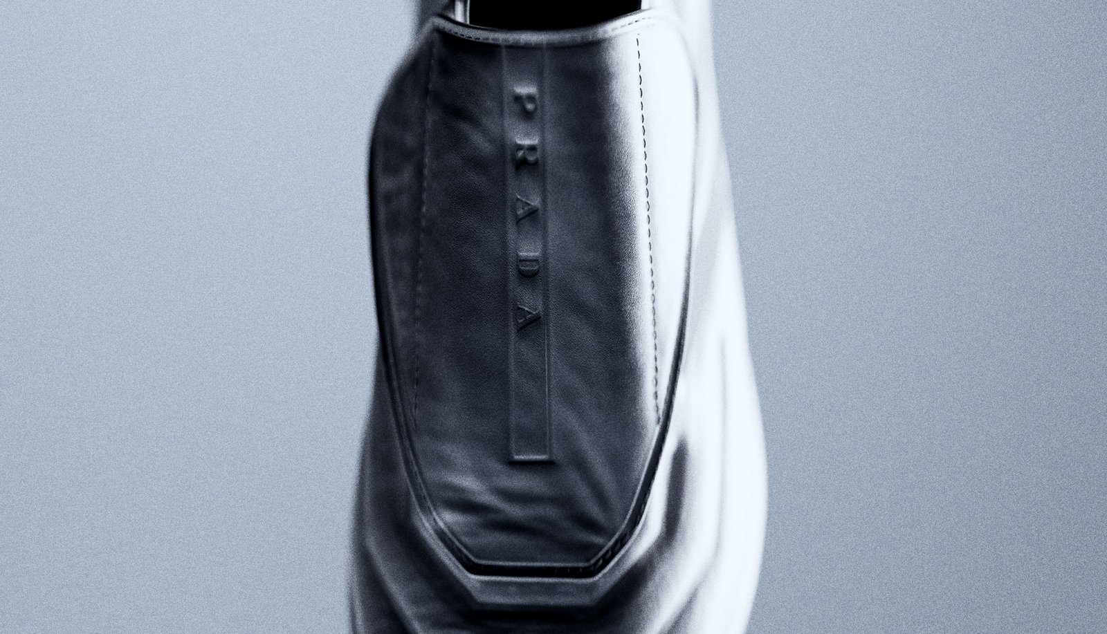 prada 4-min.jpg