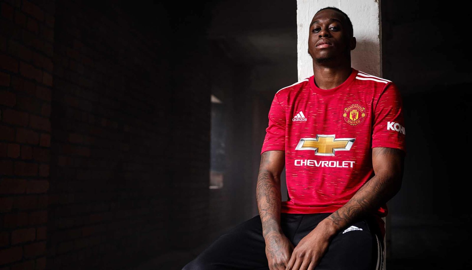 adidas Unveil Manchester United 20/21 Home Shirt - featured image