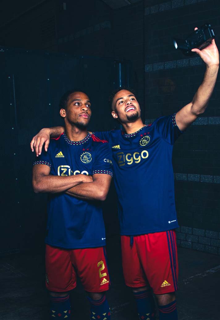 ajax-2-away.jpg