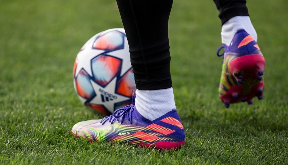 Alassane Plea Debuts Upcoming adidas Nemeziz Colourway - featured image