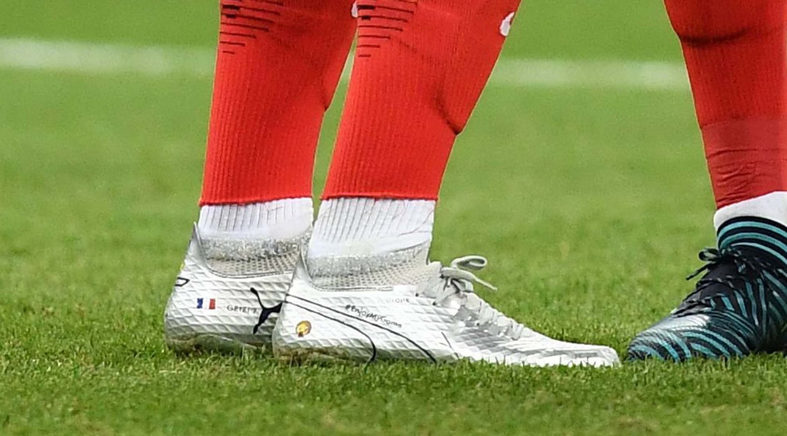 Griezmann-puma-chrome-2-min.jpg