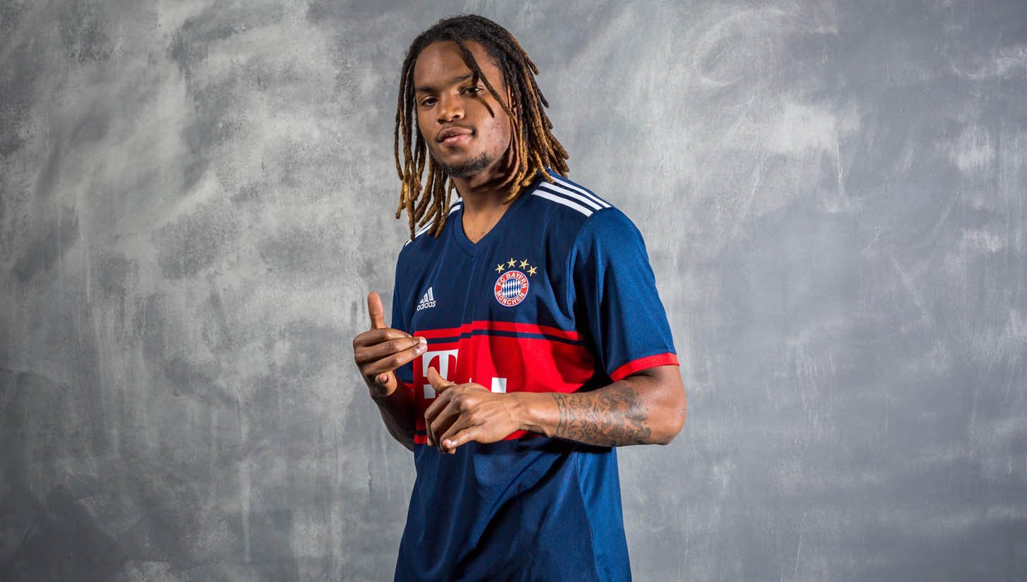 Bayern Munich 2017/18 adidas Away Shirt - featured image