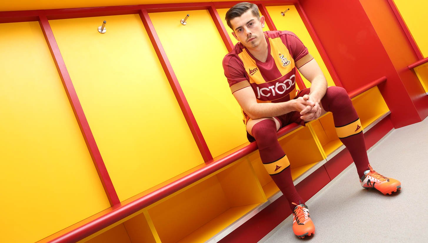 Bradford City 17/18 Home Kit by Avec - featured image