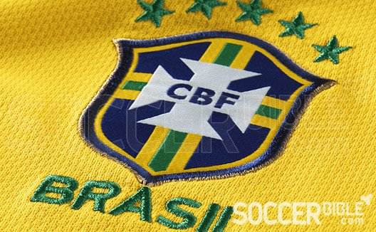 Brasil Home 2010/12 Nike Football Shirt - featured image