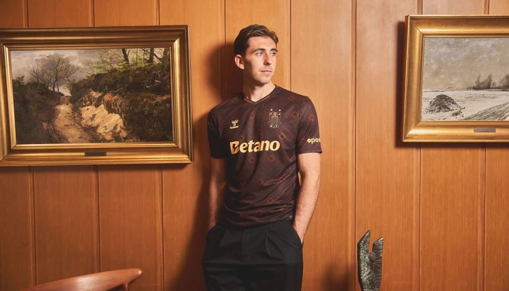 Brøndby & hummel Drop a Dark‑Horse Classic with a Chocolate‑Brown Third Shirt - featured image