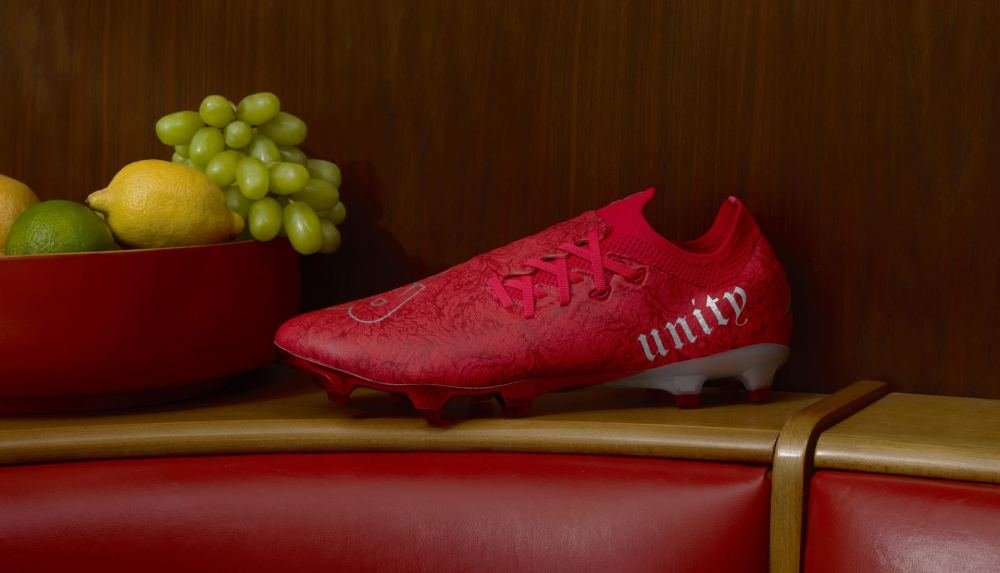 Bukayo Saka Gets New Signature Furon v7 From New Balance - featured image