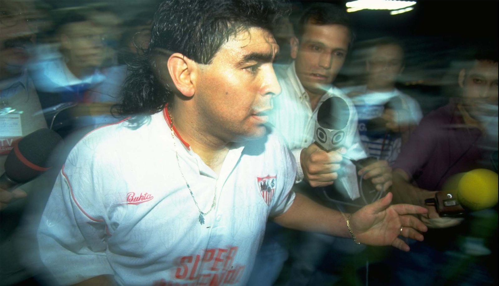 Capturing Diego: Timelessly Iconic Photos Of Maradona - featured image