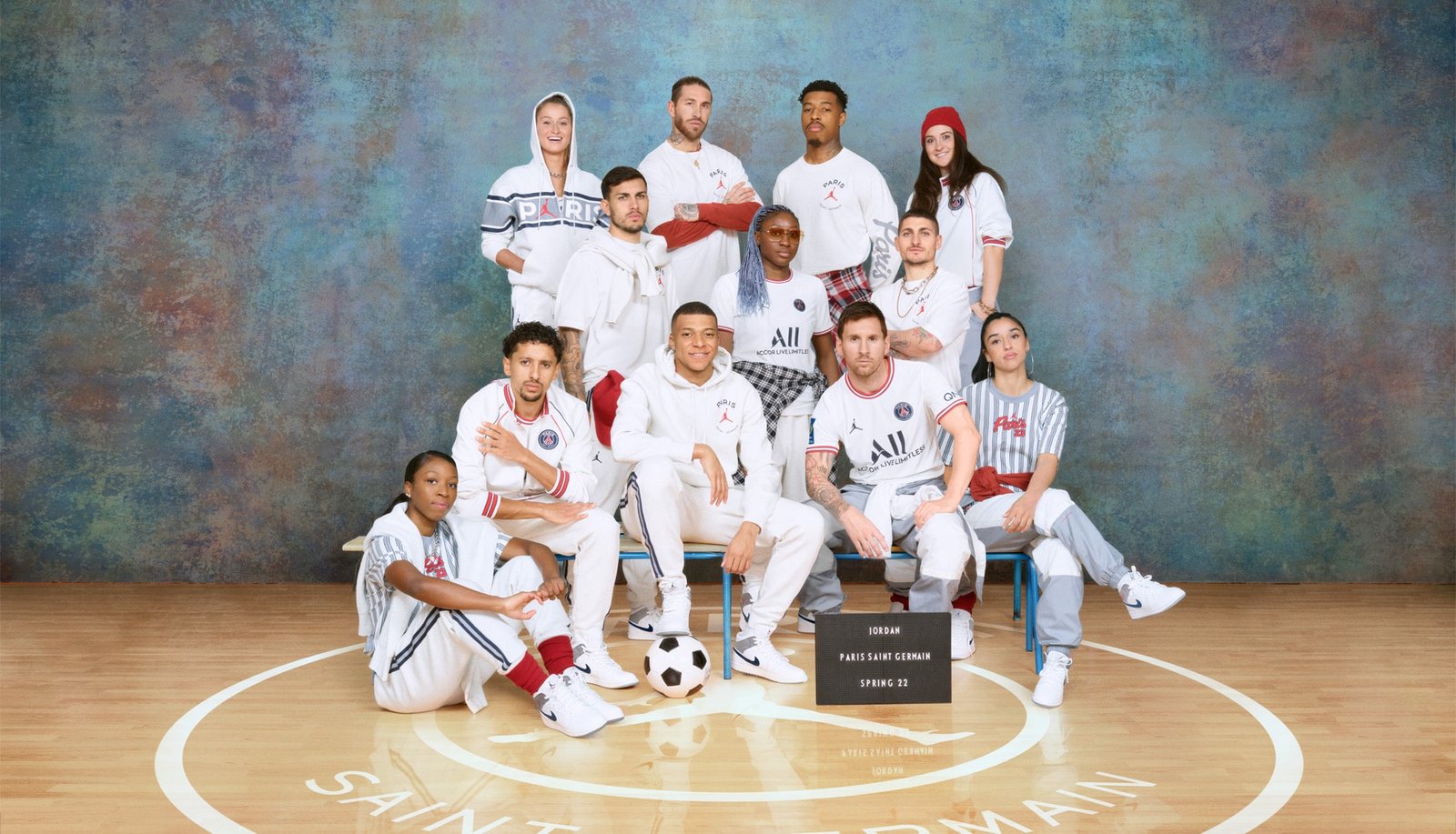 Closer Look At The Full PSG x Jordan 21/22 4th Kit Clothing Collection - featured image