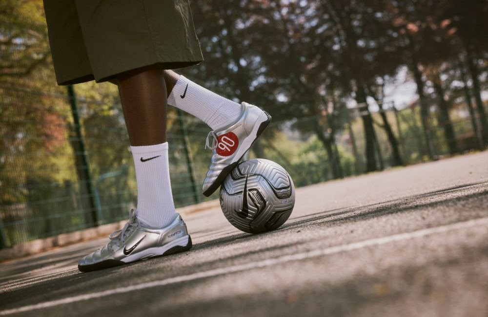 Closer Look At Two Of The New T90 III SP Colourways - featured image