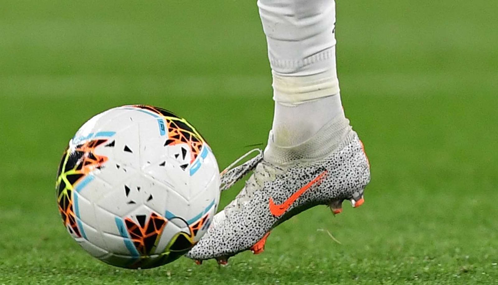 Could Ronaldo Have Kicked His Last Ball In The Mercurial Superfly ‘Safari’? - featured image