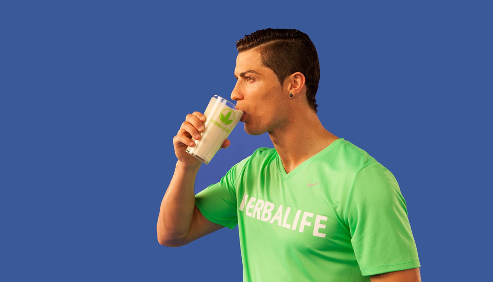 CR7 Tops List of Athletes Charging the Most Money For Instagram Posts - featured image