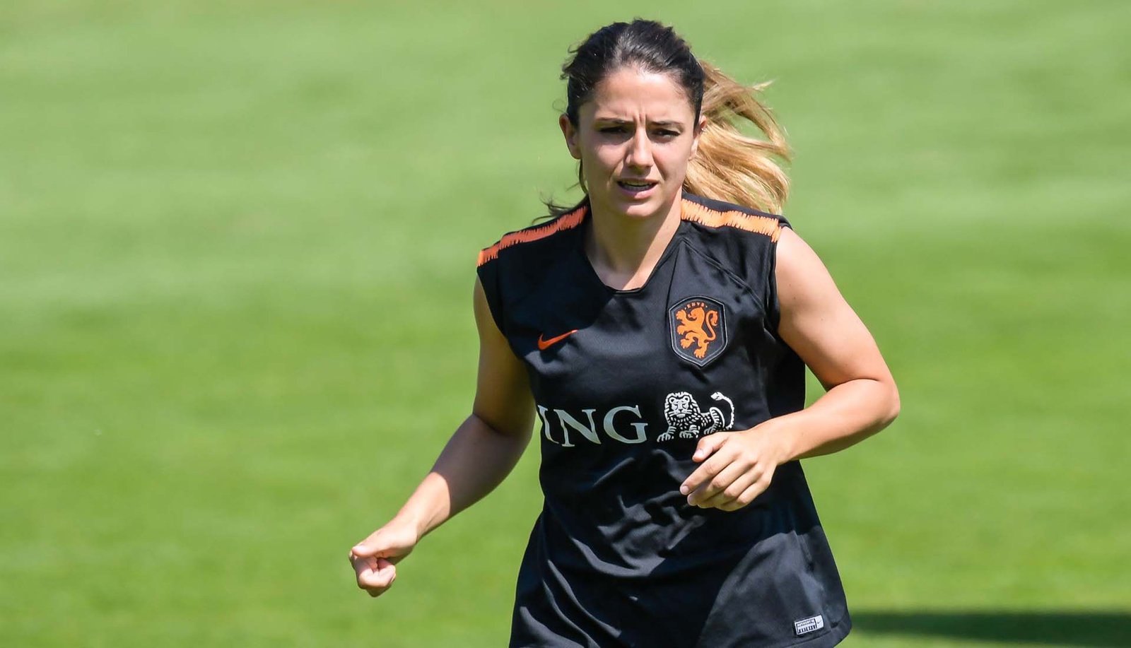 Danielle van de Donk Trains In Next-Generation Mercurial - featured image