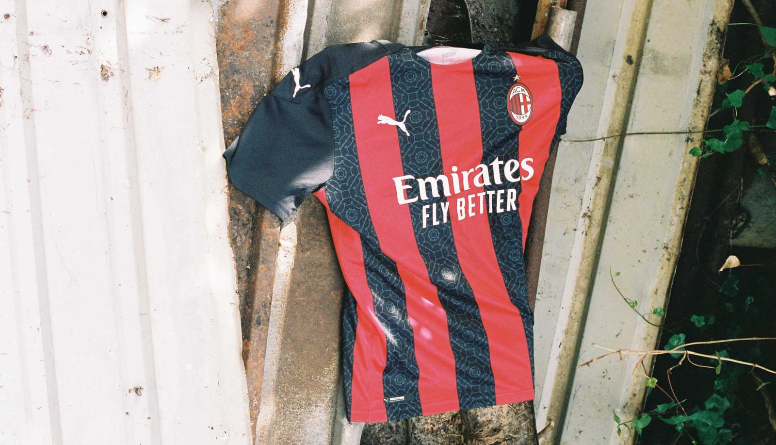Dropology Episode 03: PUMA AC Milan 20/21 Home Feat. David Bremond - featured image