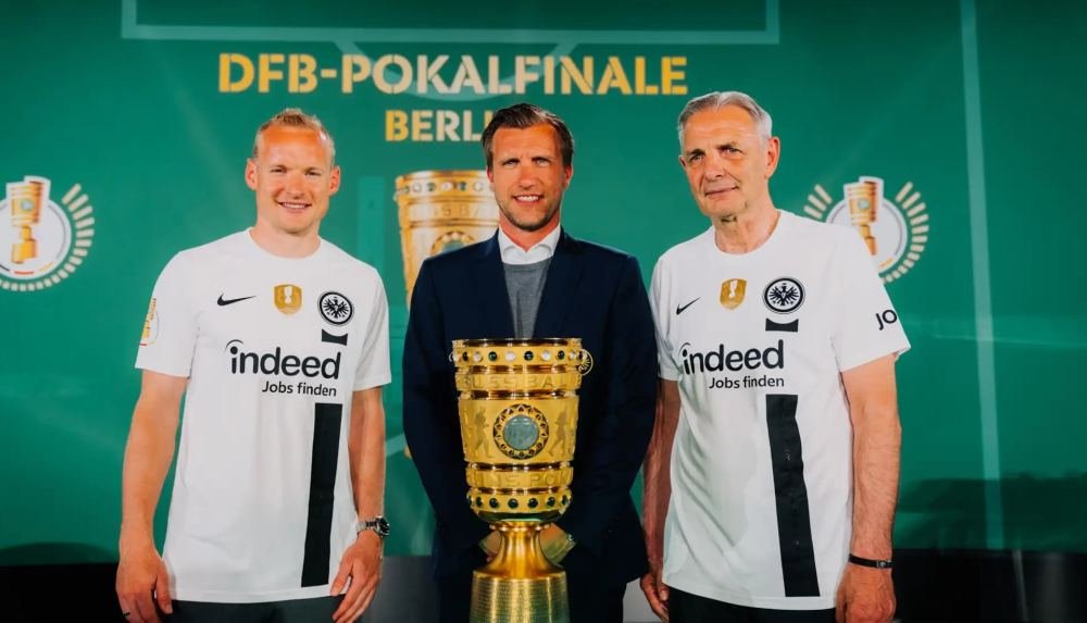 Eintracht Frankfurt Reveal Special Nike Jersey For DFB-Pokal Final - featured image