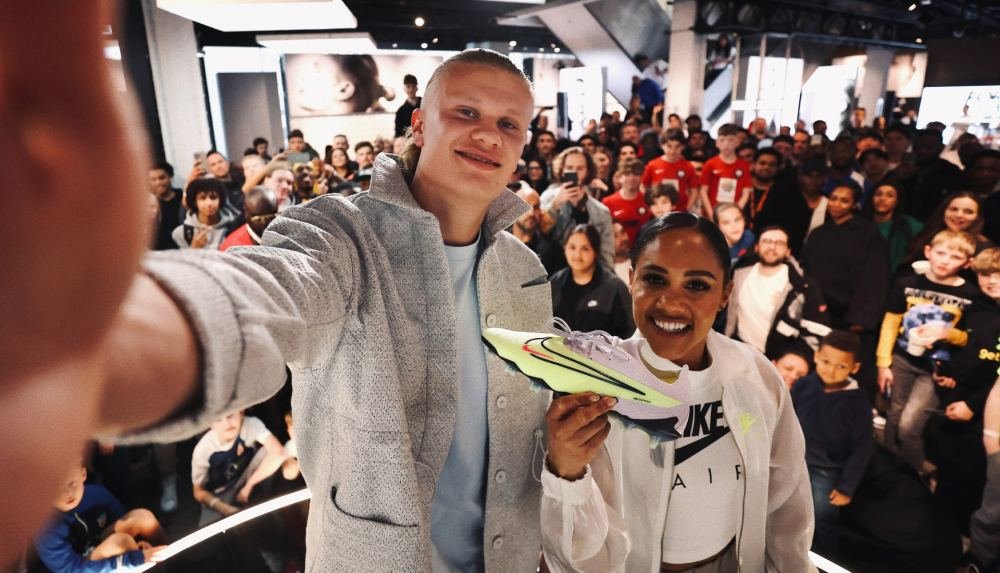 Erling Haaland Visits NikeTown London - featured image