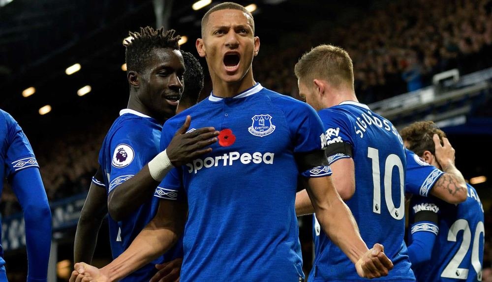 Everton Extend Kit Deal With Umbro - featured image