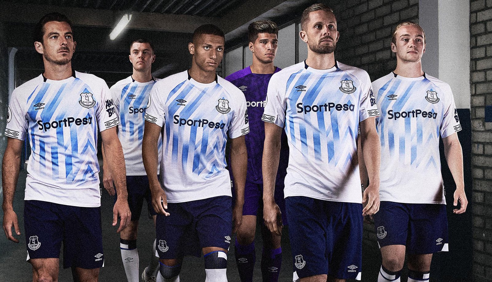 EVERTON UMBRO 3RD 18 19 SOCCERBIBLE_0000_180821 Umbro GO ON - Third Kit - A3 (1).jpg