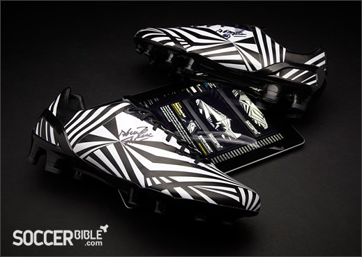 Exclusive: Aguero Signed PUMA Special Edition 'Razzle Dazzle' Camo - featured image