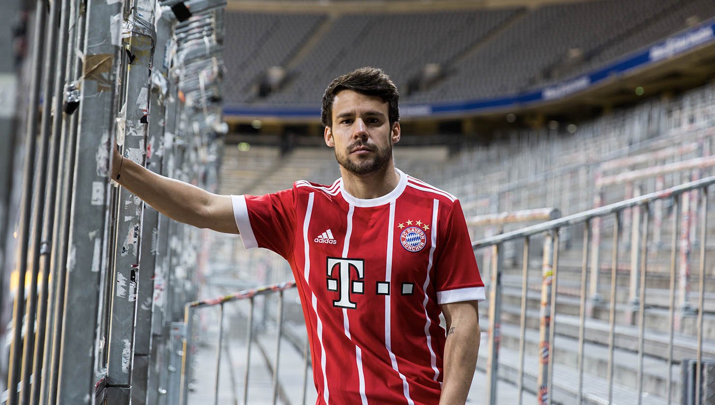 FC Bayern Munich 2017/18 adidas Home Shirt - featured image