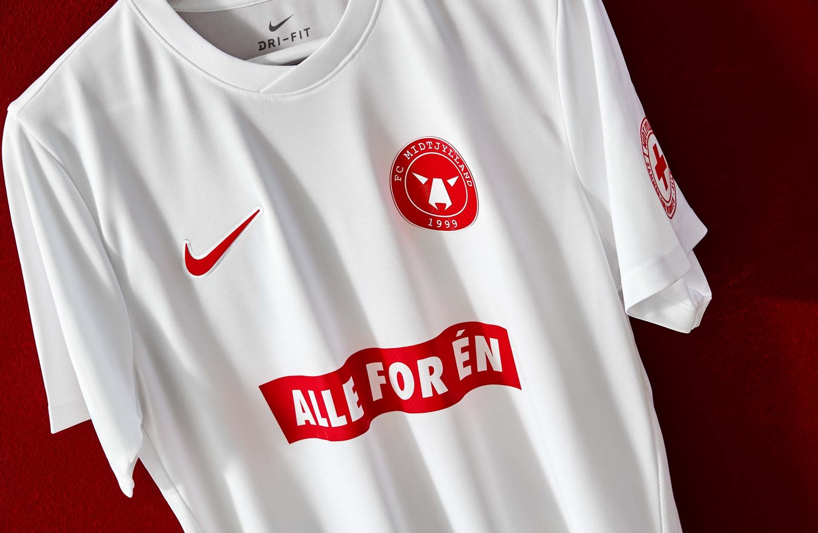 fc midt 10-min.jpg