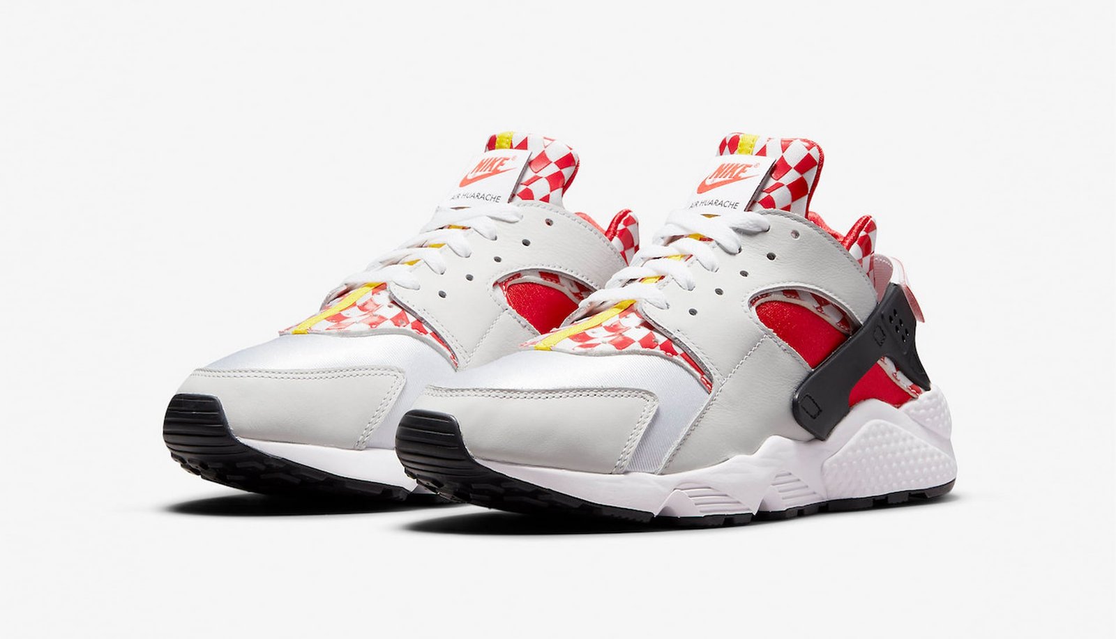 First Look At The Nike Air Huarache 'LFC' - featured image