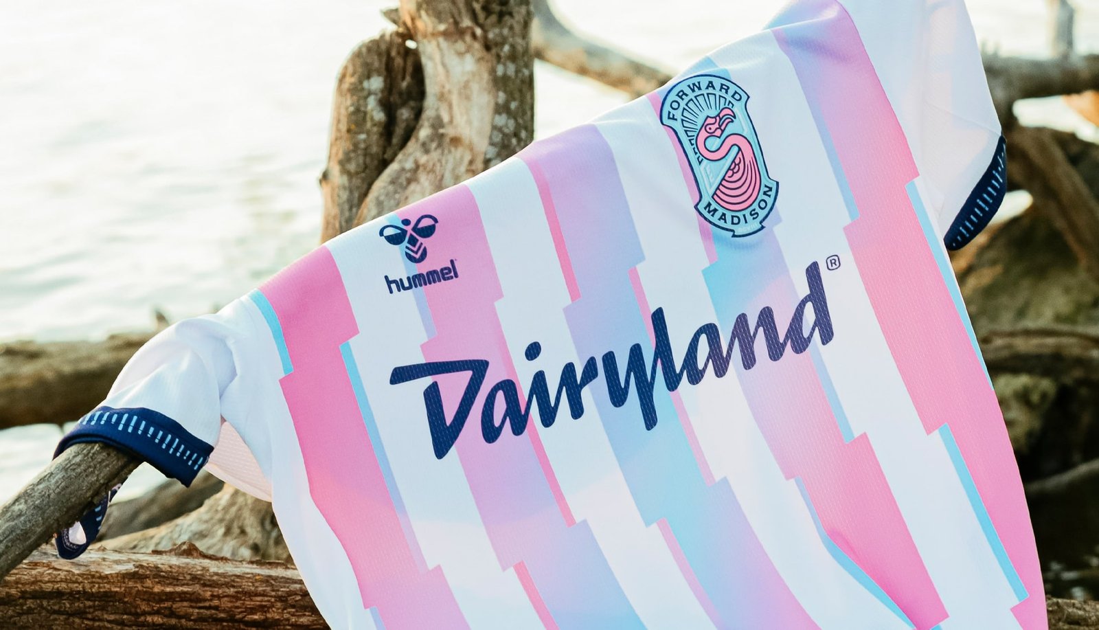Forward Madison Reveal 2024 Away Kit From Hummel - featured image