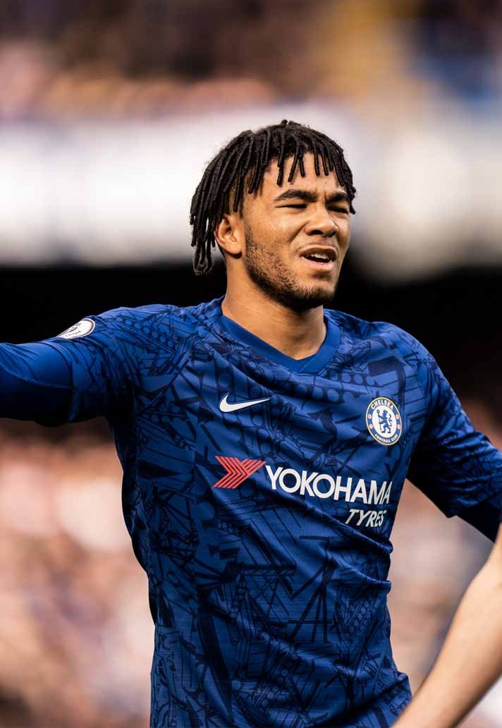 35-chelsea-spurs-framed-min.jpg