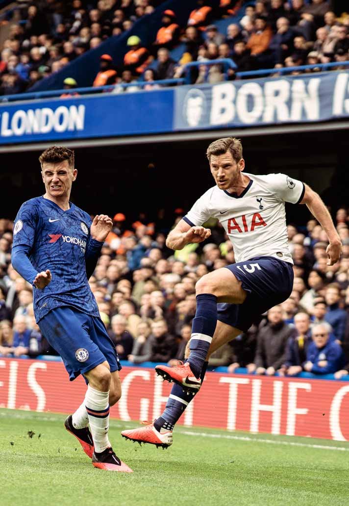 28-chelsea-spurs-framed-min.jpg