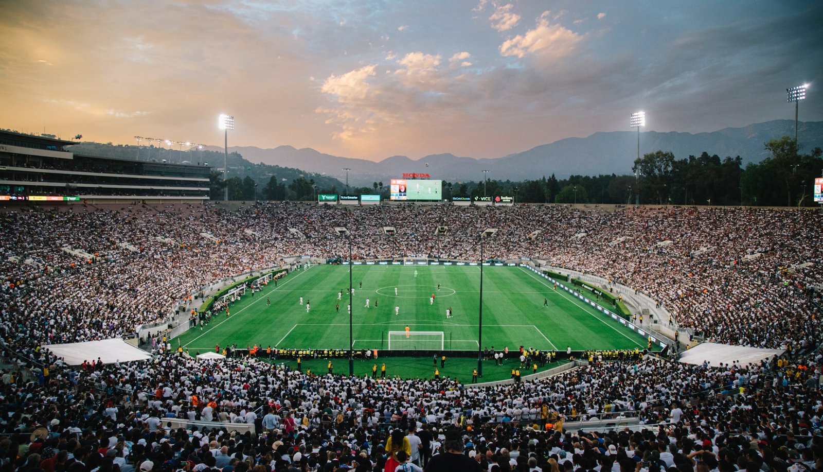 Framed #218: Real Madrid v AC Milan - featured image