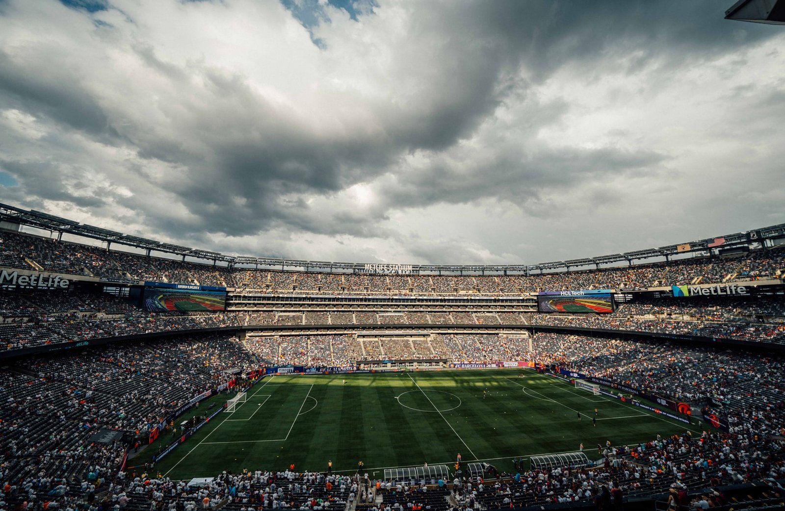 Framed #225: Real Madrid v Barcelona - featured image