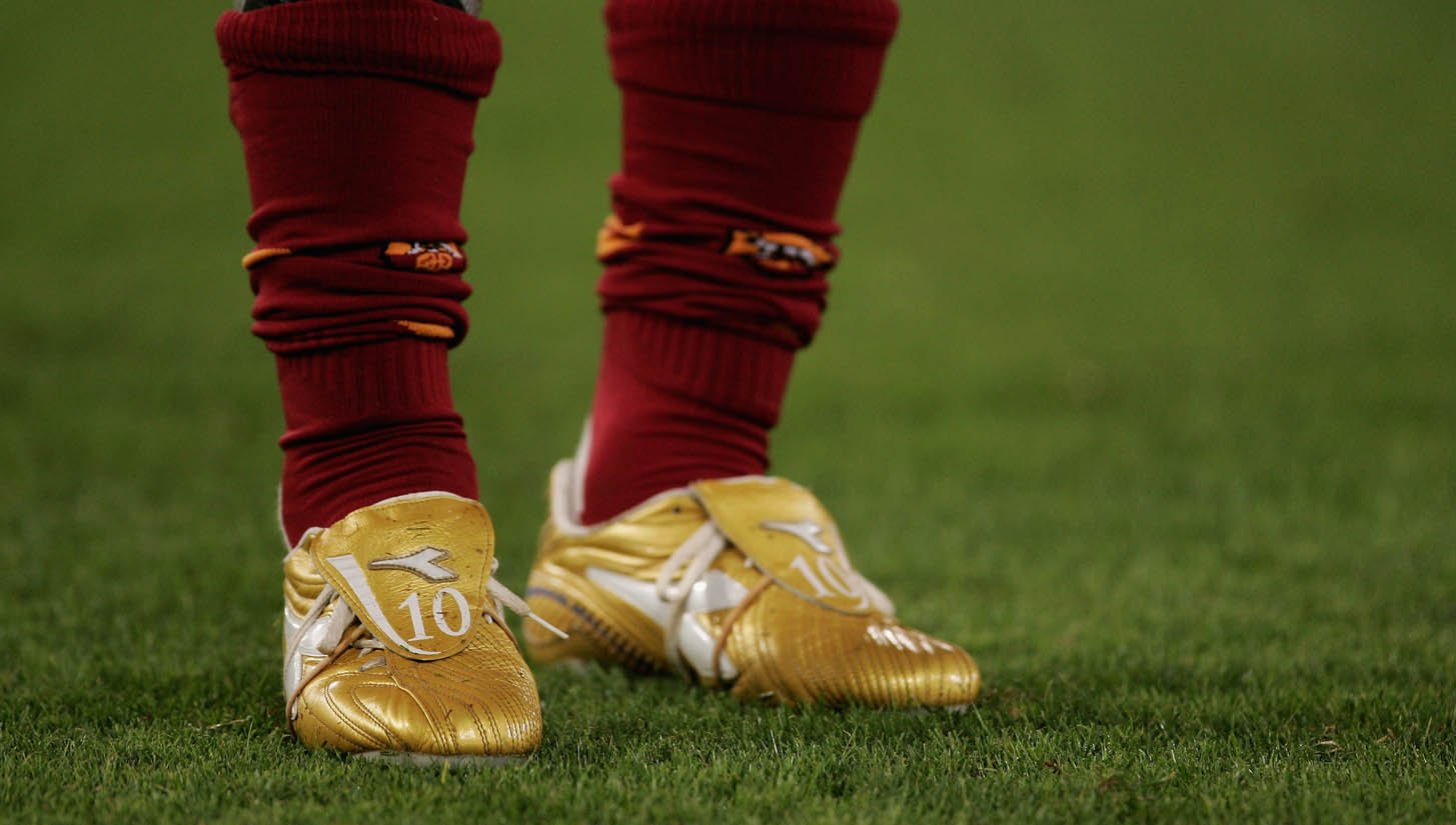 Francesco Totti's Boot Timeline - featured image