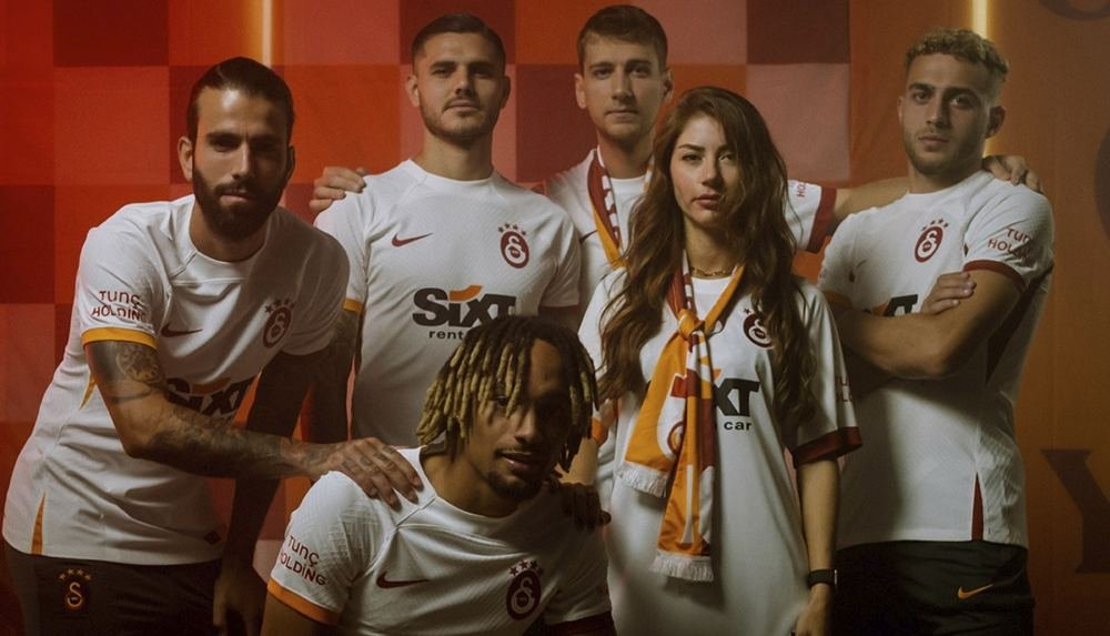 Galatasaray Unveil 22/23 Third Shirt From Nike - featured image