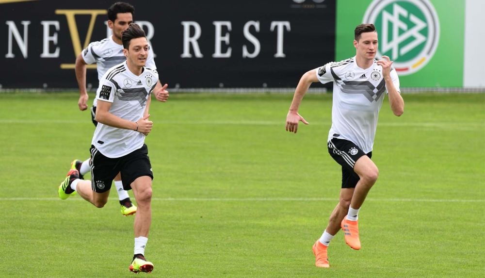Julian Draxler Trains In Next Generation adidas Nemeziz 18+ - featured image