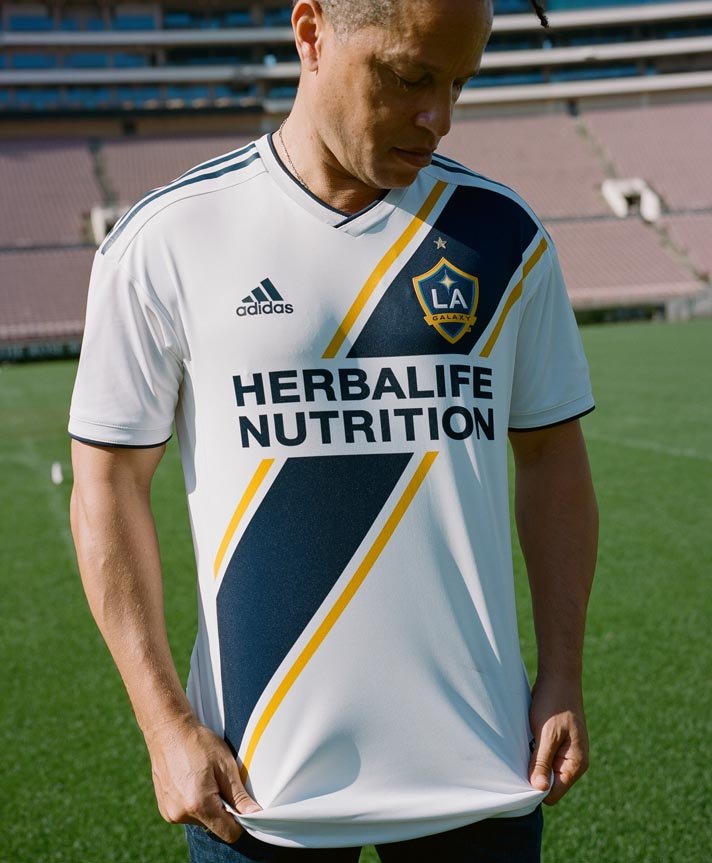 22-la-galaxy-2018-home-shirt.jpg